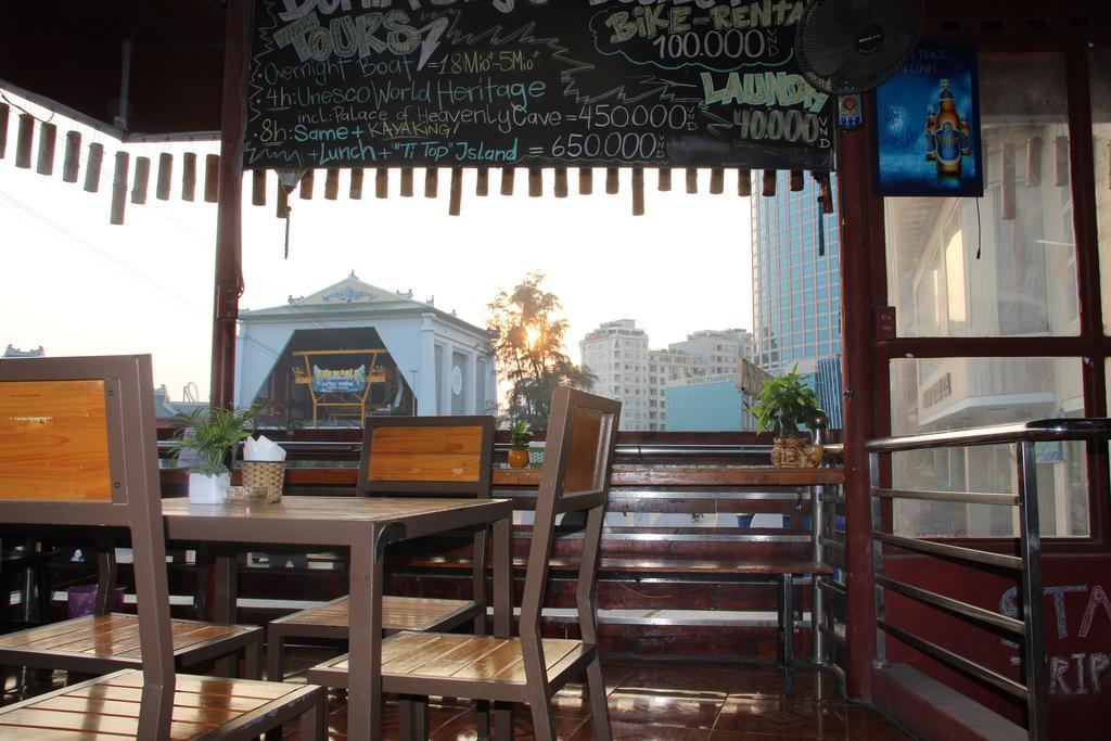 Halong Bay View Hostel Hạ Long Extérieur photo
