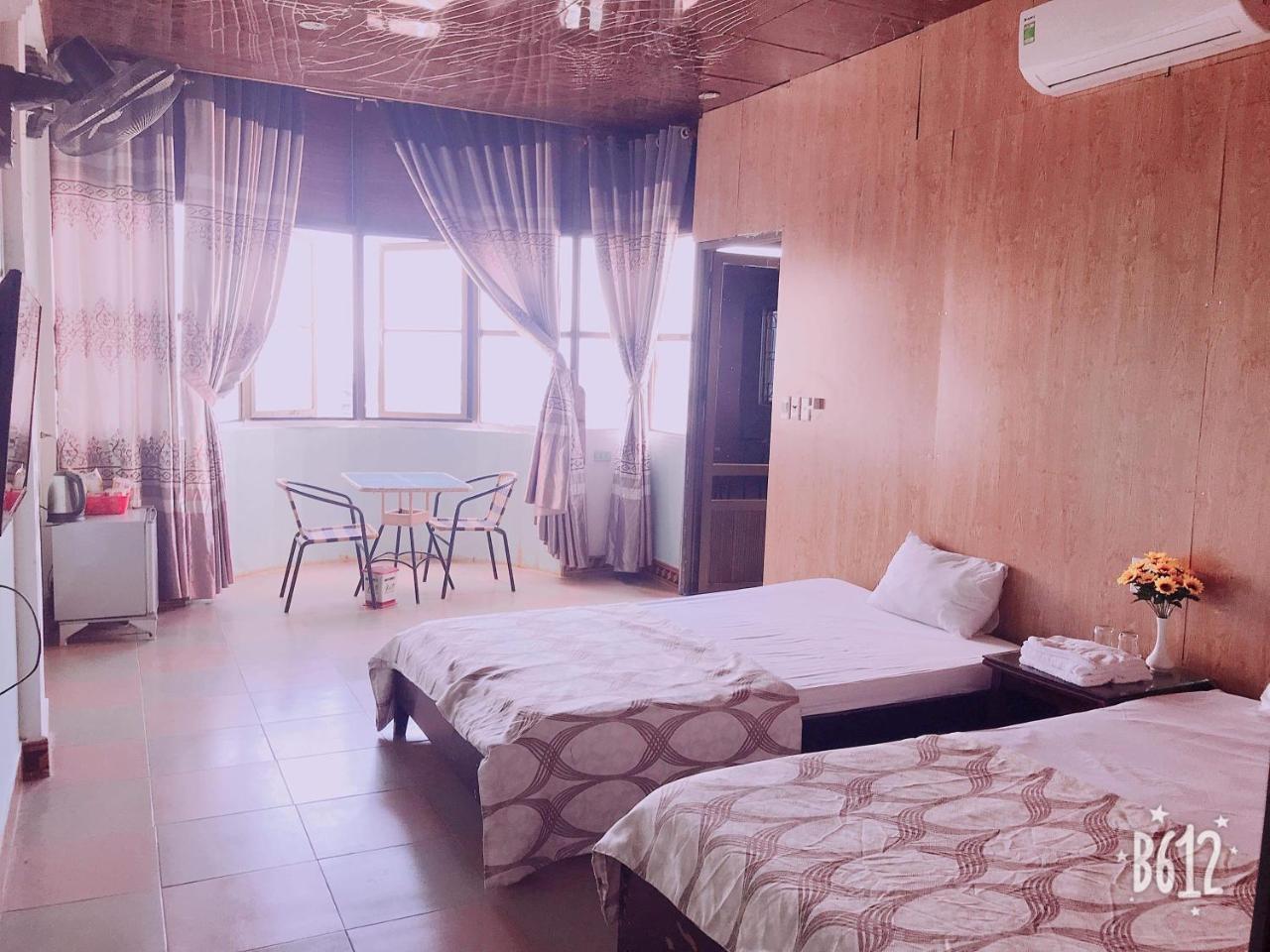 Halong Bay View Hostel Hạ Long Extérieur photo